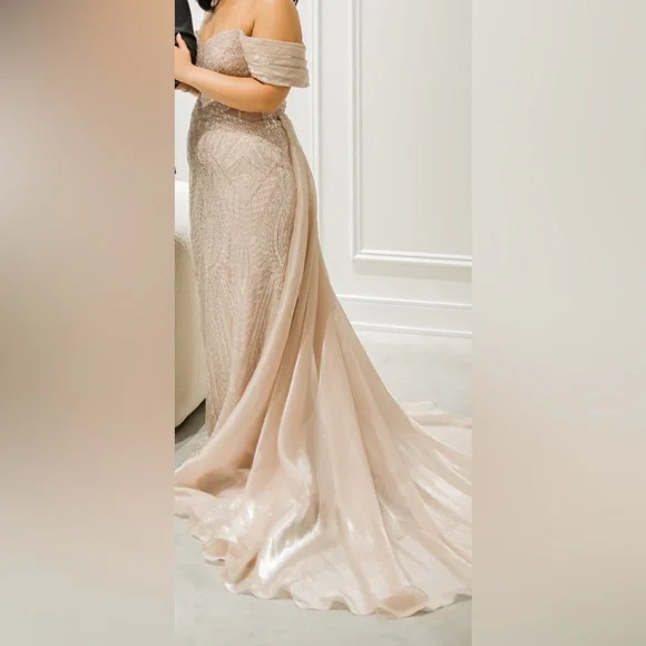 DRESS - Picture 5 of 5